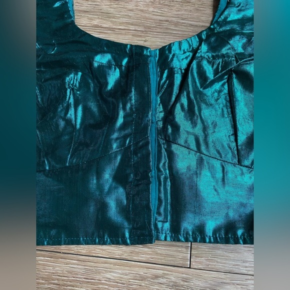 Vibrant Teal Shiny Crop Top Handmade in INDIA - Picture 2 of 6
